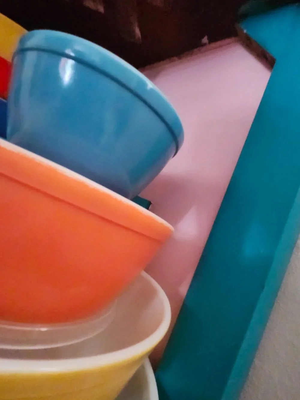 Pyrex reverse primary mixing bowl set